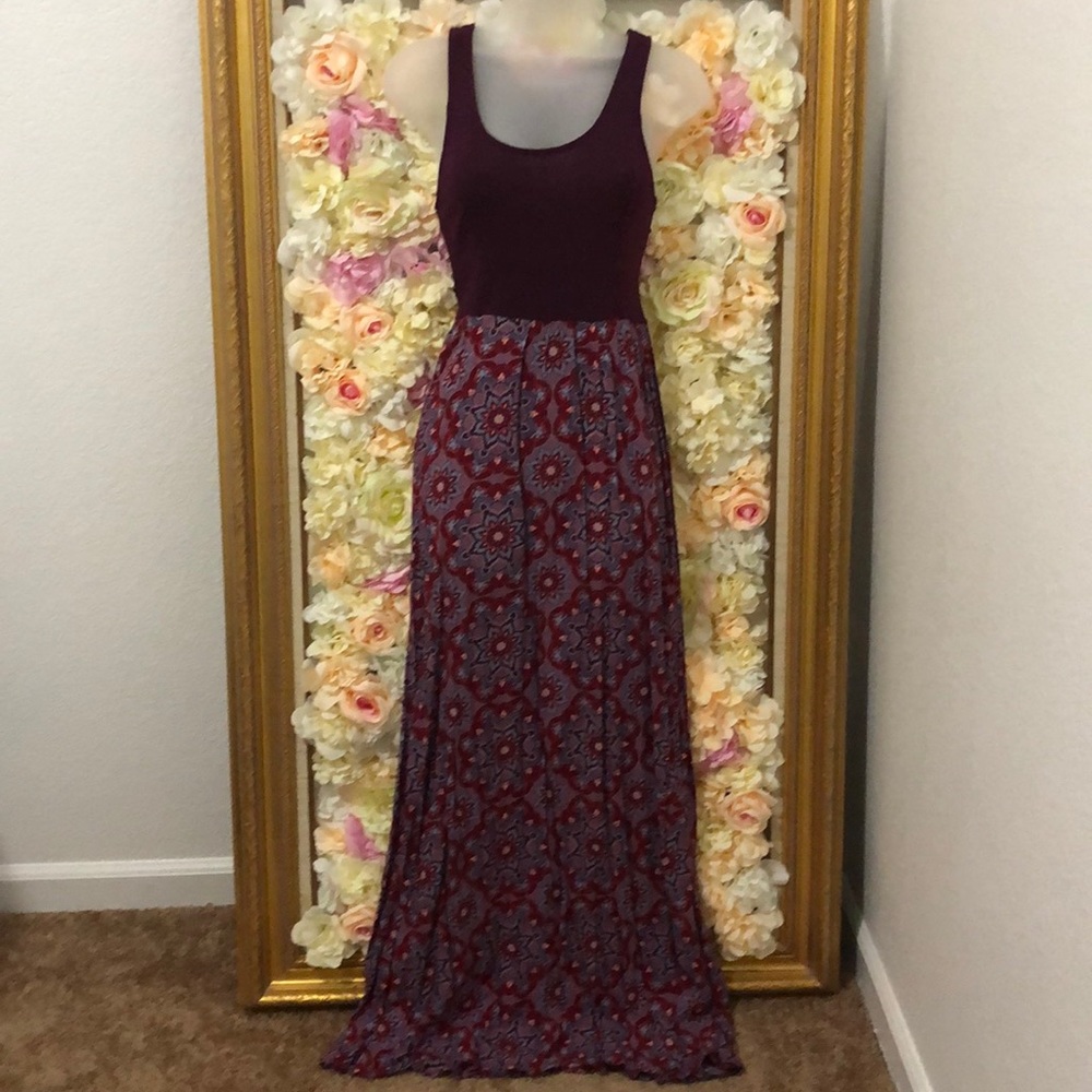 Maroon maxi dress